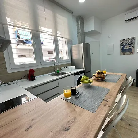 Moderno Playa Apartment